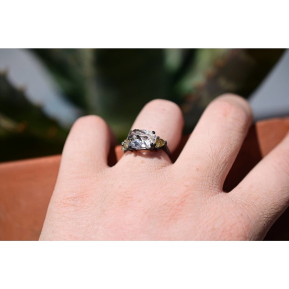 Custom yellow Montana sapphire ring raw clear quartz size 4 5 6 7 8 9 10… - Picture 8 of 9